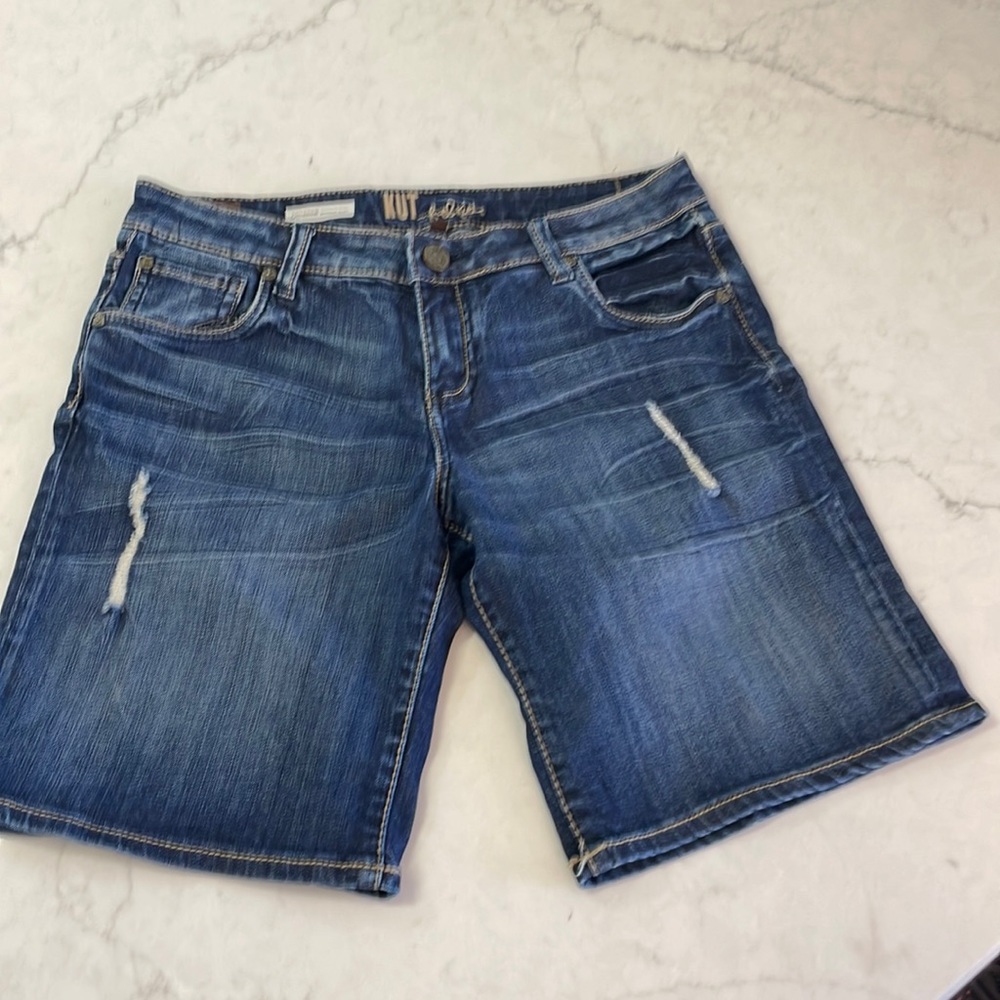Kut Catherine Size 8 Denim Shorts